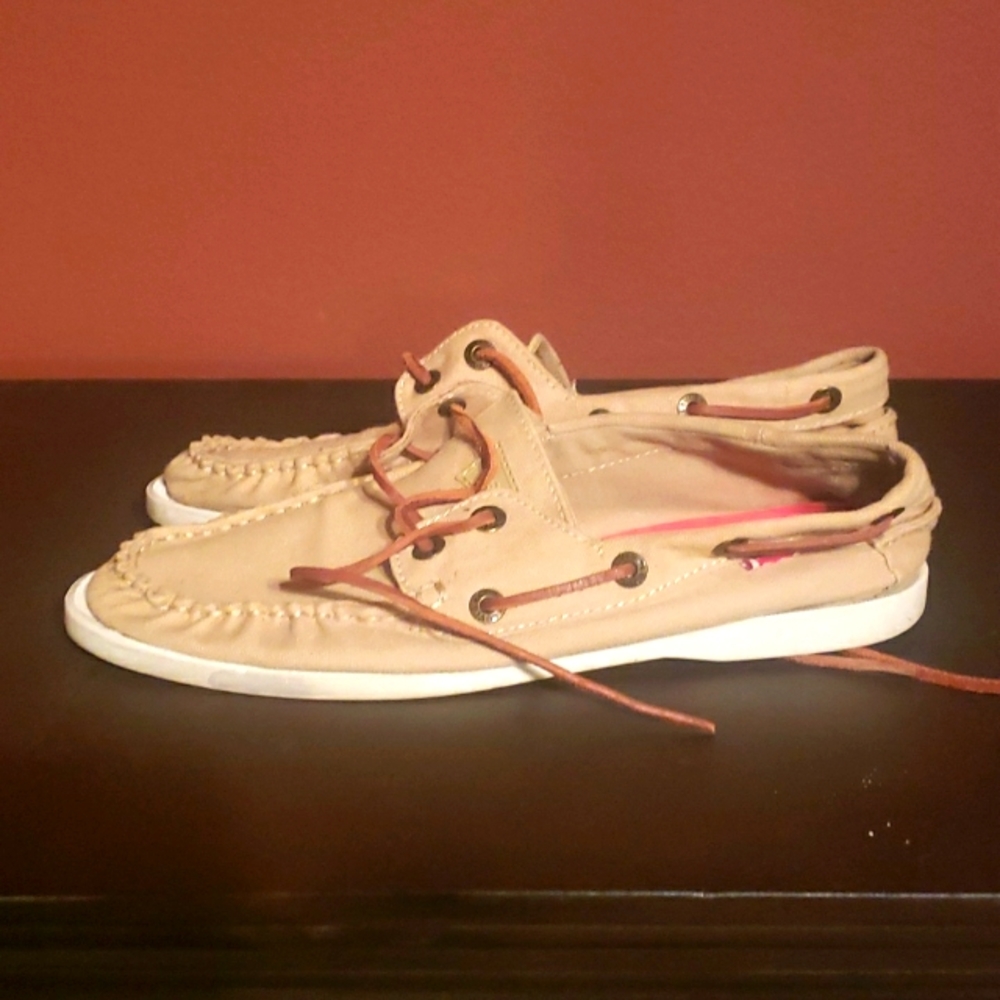 Levis shoes
